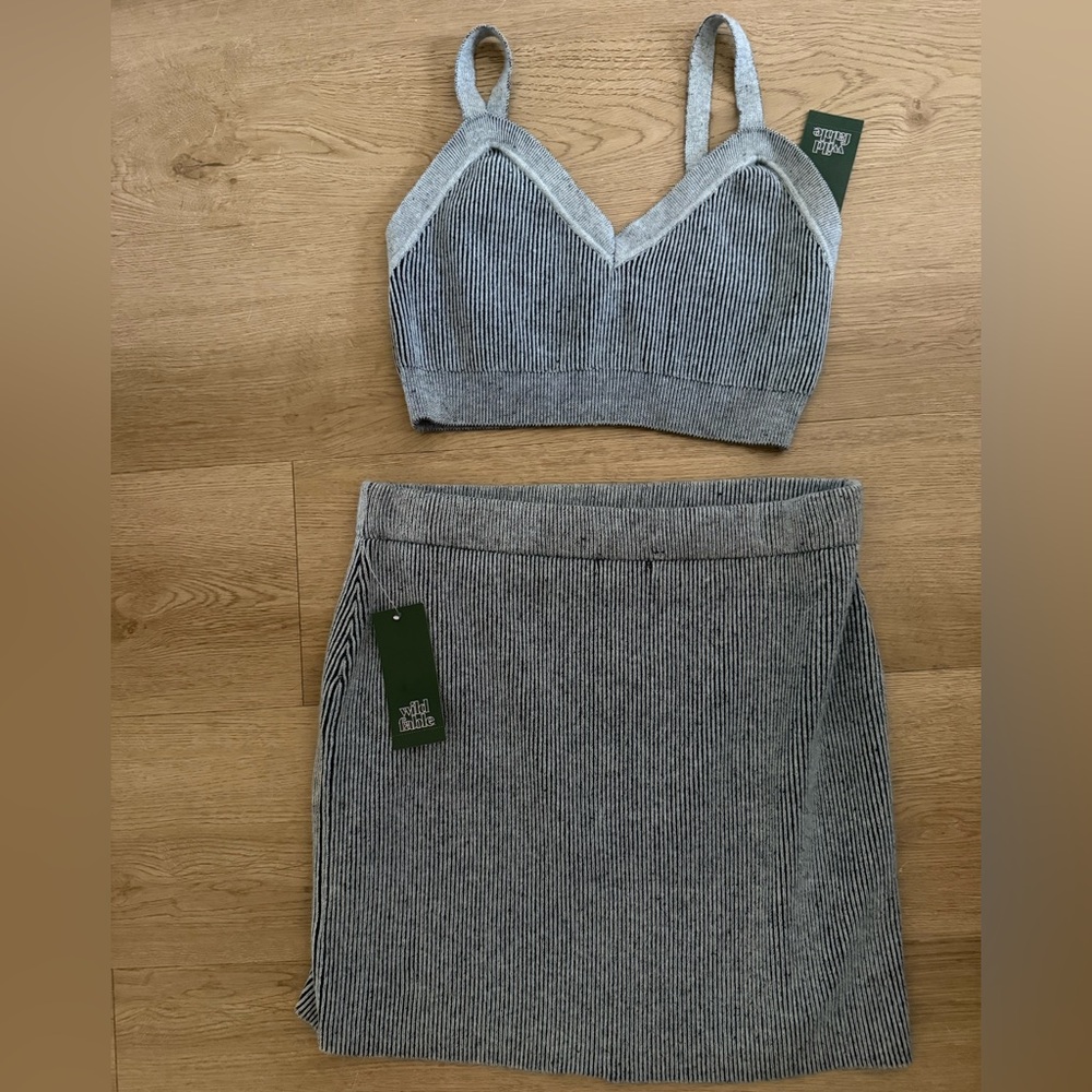 Gray cropped tank and skirt set